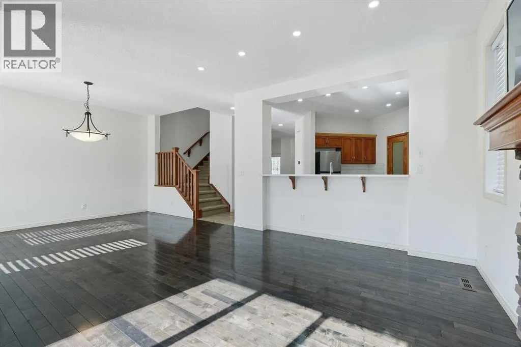45 Everglen Crescent SW