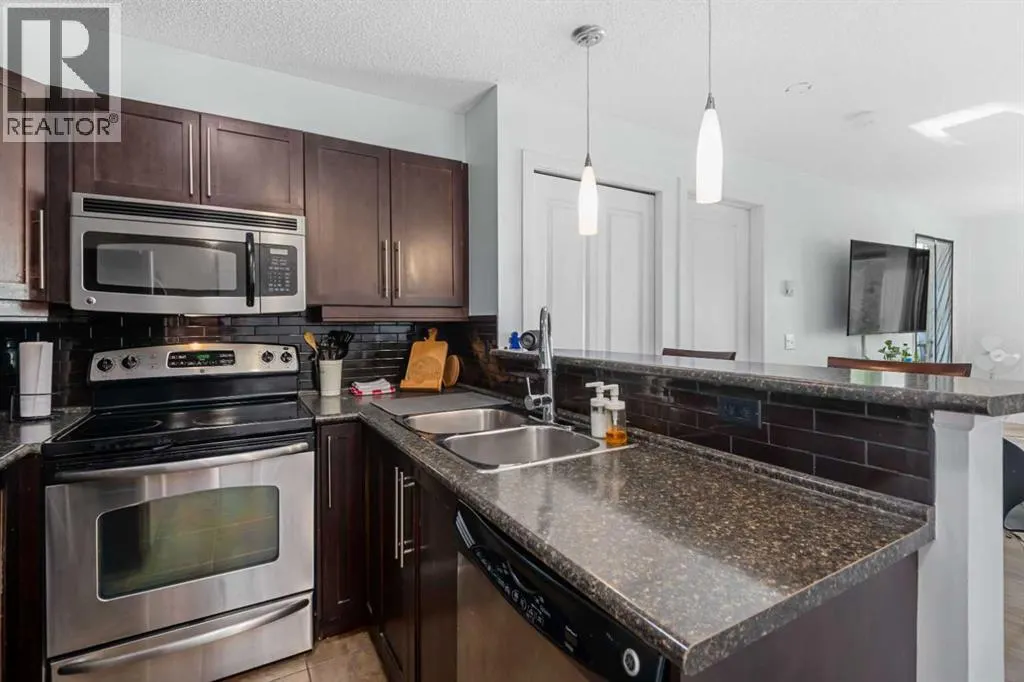 1310, 8 Bridlecrest Drive SW