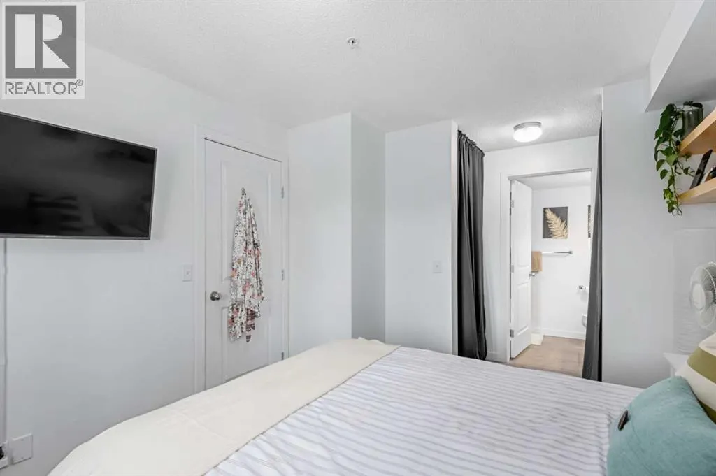 1310, 8 Bridlecrest Drive SW