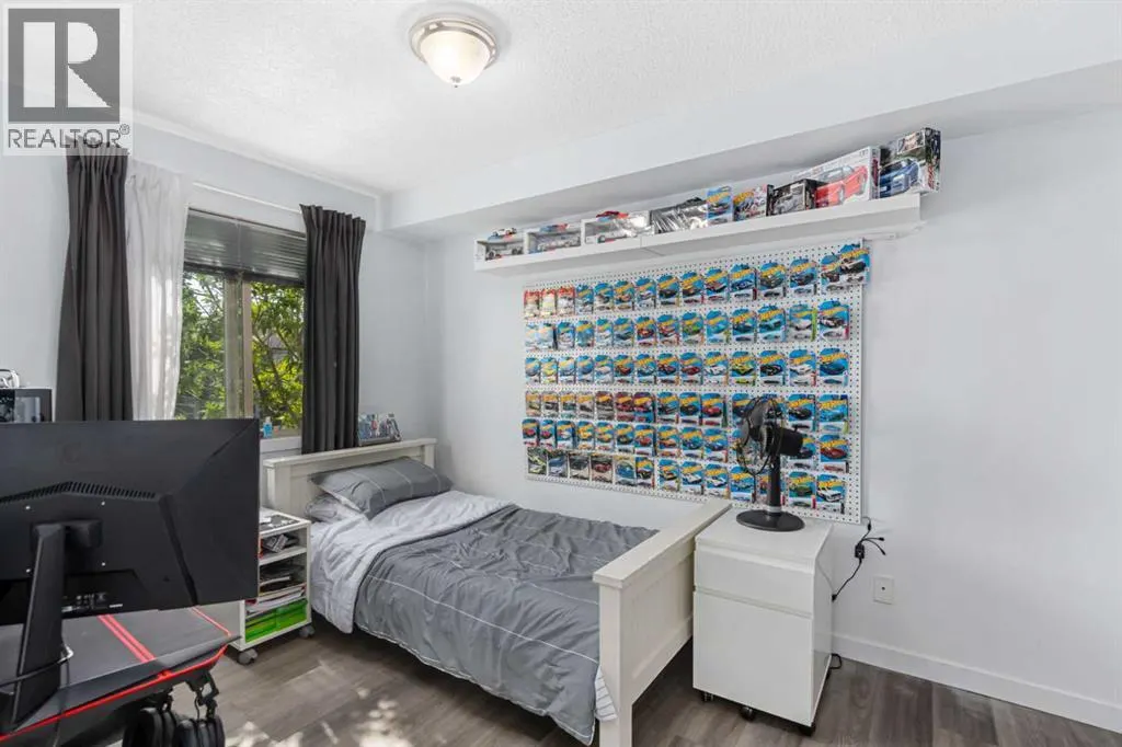 1310, 8 Bridlecrest Drive SW