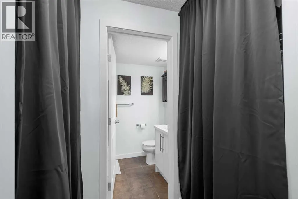 1310, 8 Bridlecrest Drive SW