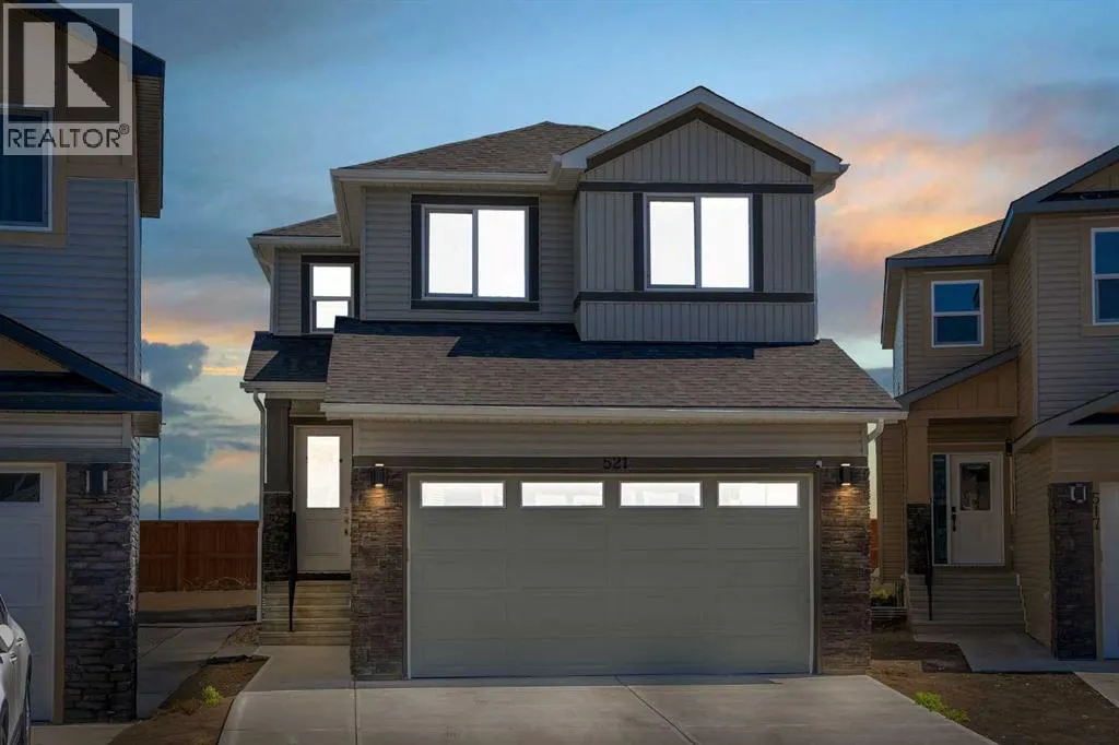 521 Corner Meadows Way NE