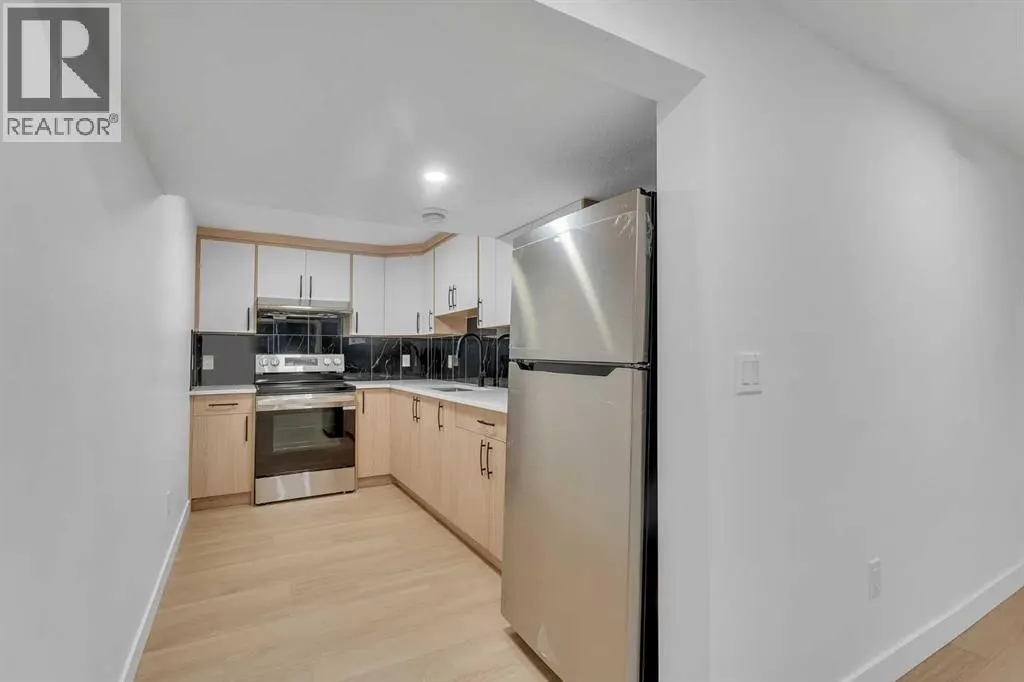 352 Lysander Place SE