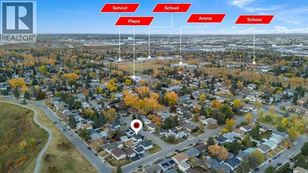 352 Lysander Place SE