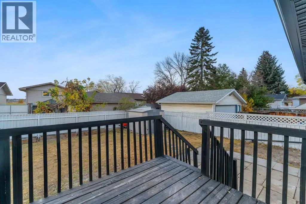 352 Lysander Place SE