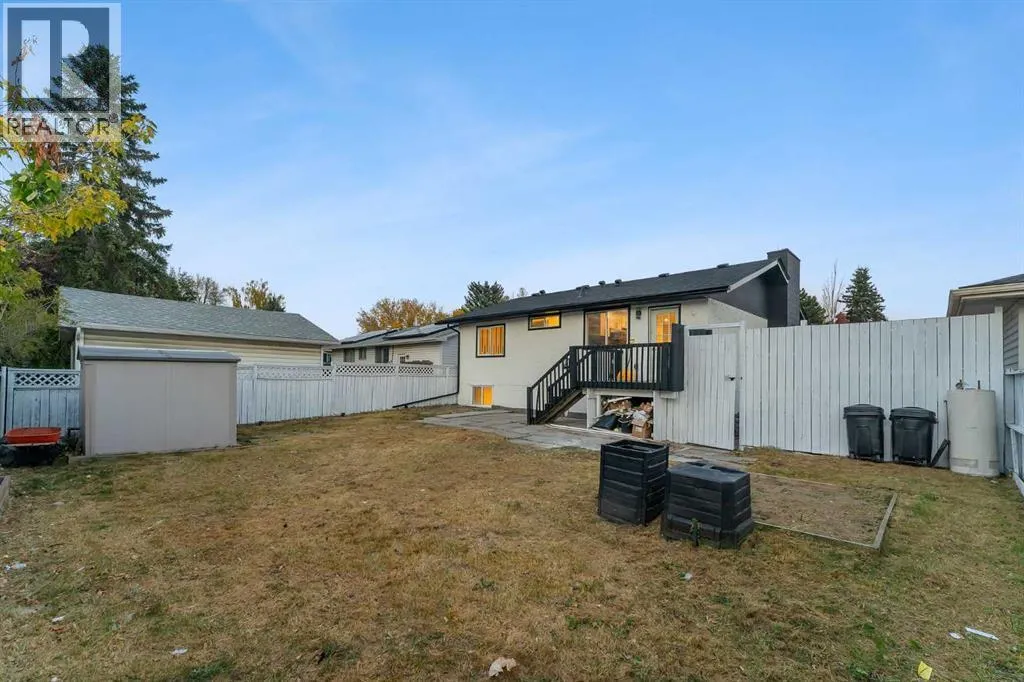 352 Lysander Place SE