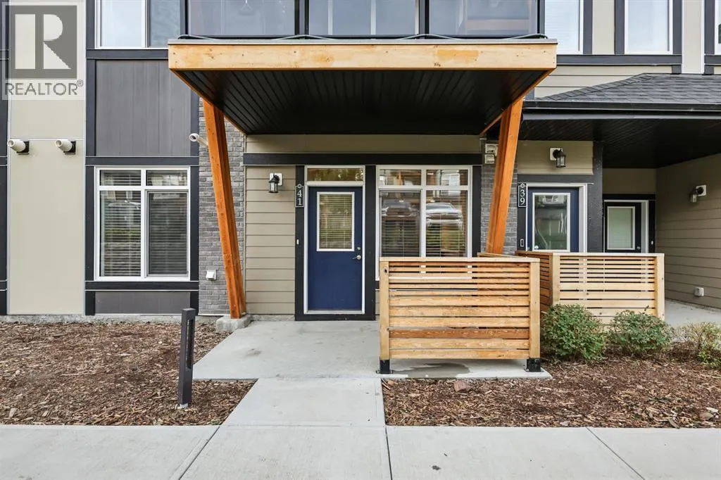 41, 230 Seton Passage SE