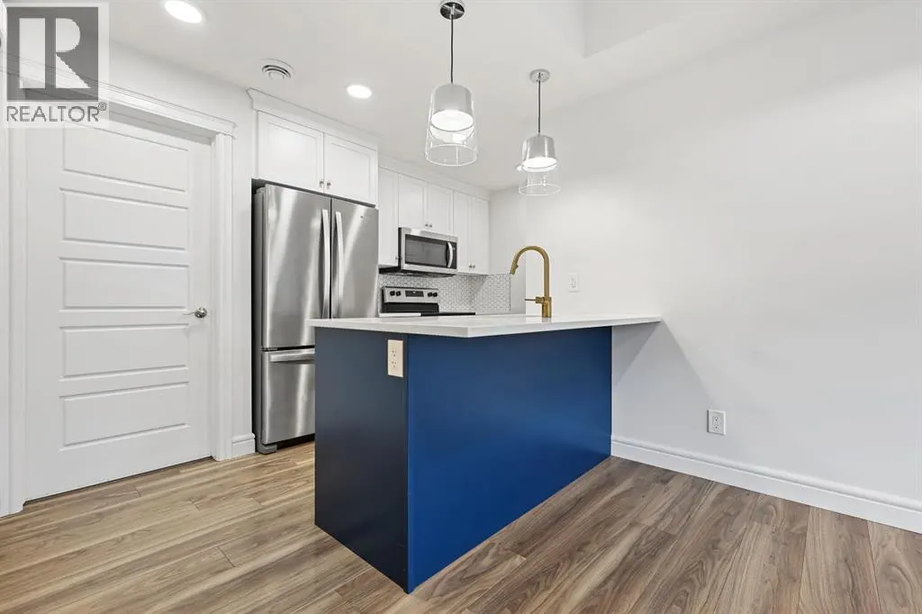 41, 230 Seton Passage SE