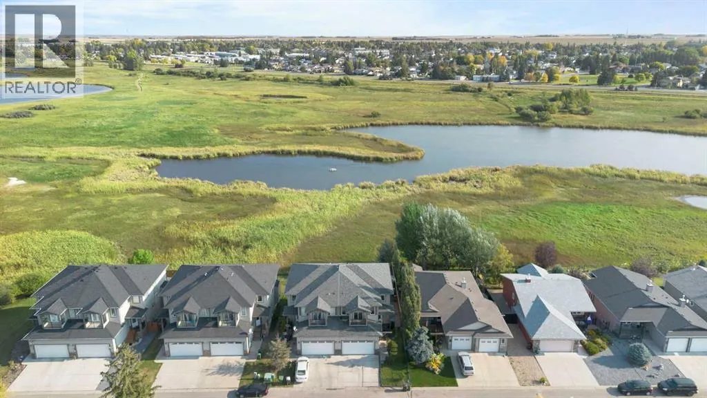 100 Lakeside View