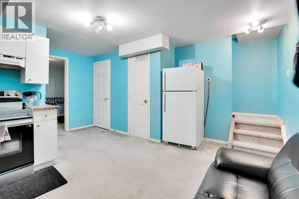 137 Martin Crossing Manor NE