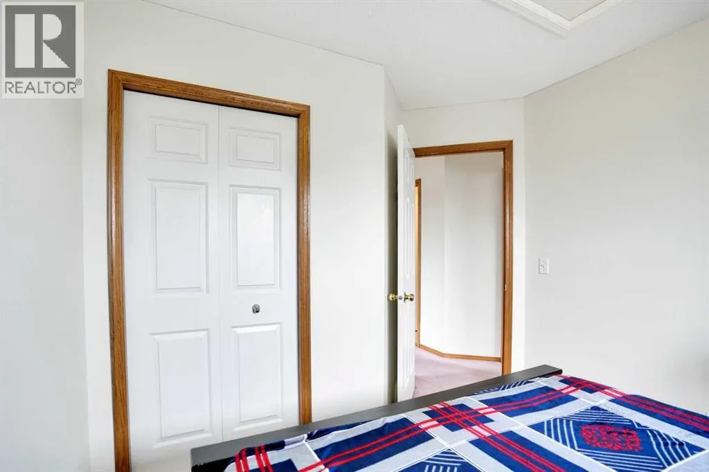 137 Martin Crossing Manor NE