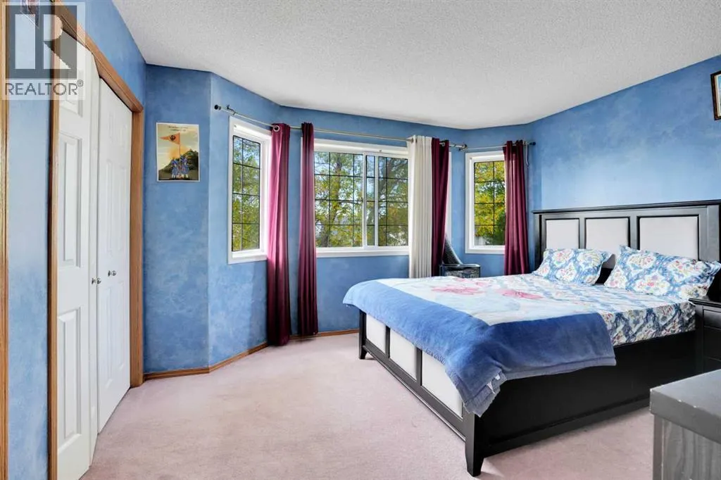 137 Martin Crossing Manor NE
