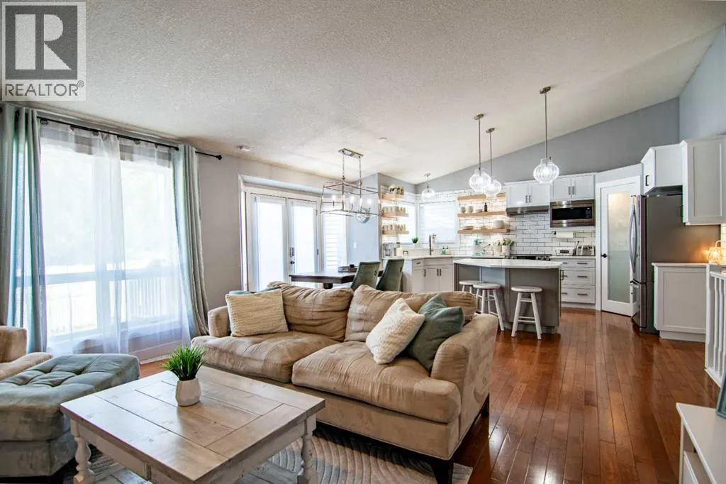 123 Robinson Crescent
