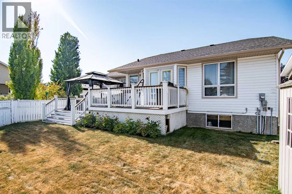 123 Robinson Crescent