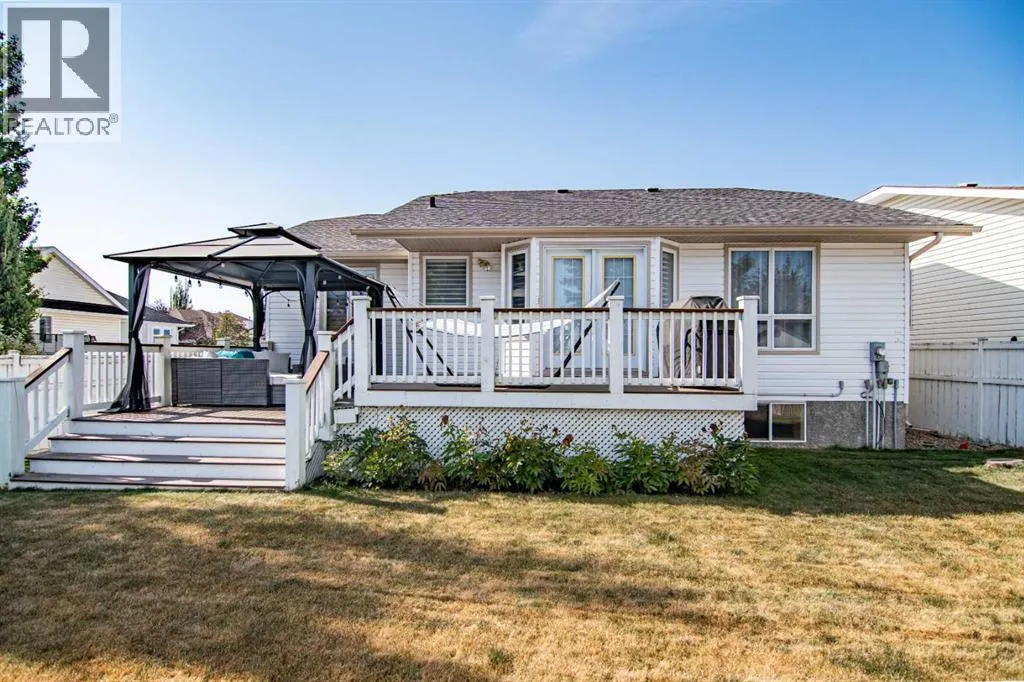123 Robinson Crescent