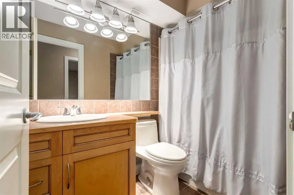 230 Discovery Ridge Boulevard SW