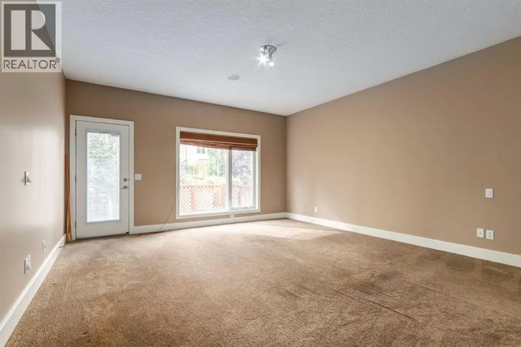 230 Discovery Ridge Boulevard SW