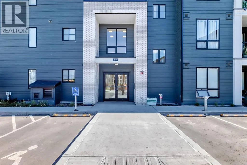 2305, 740 Legacy Village Road SE