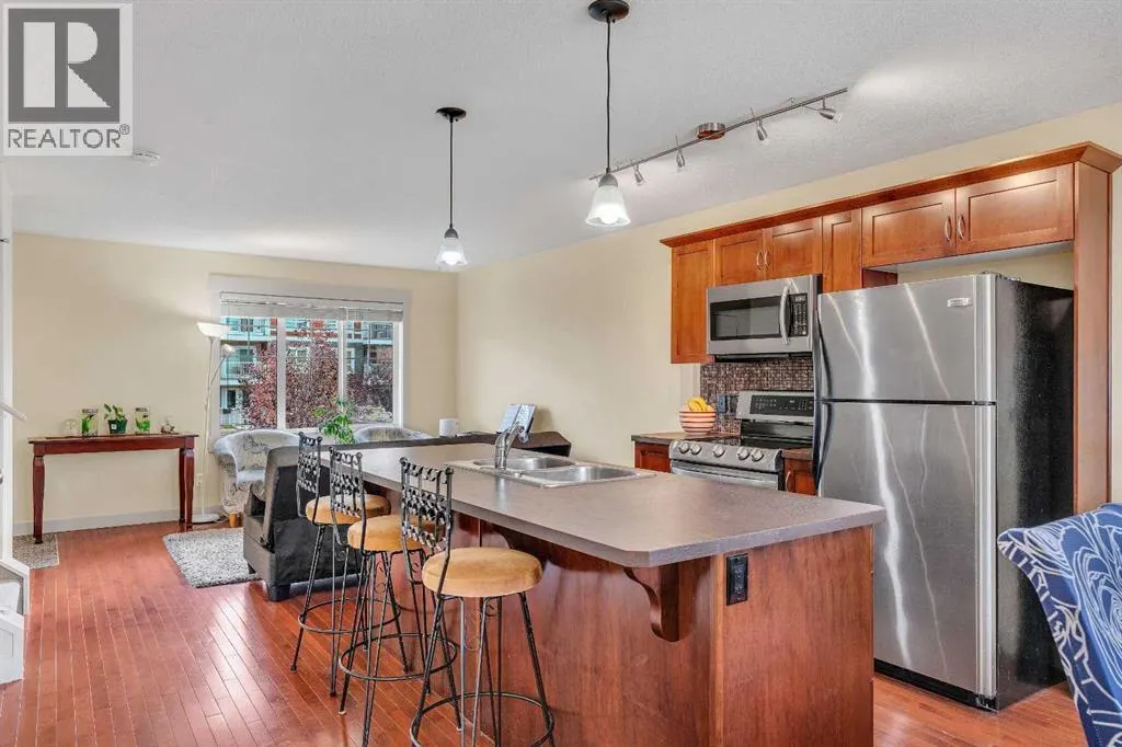 301 Skyview Ranch Drive NE