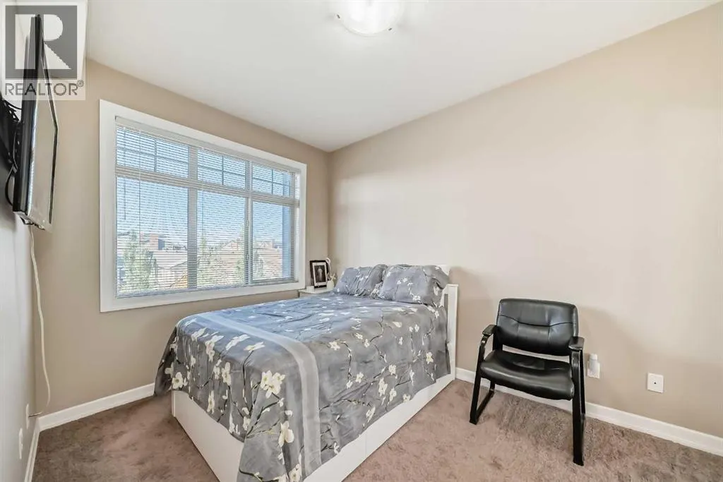 301, 117 Copperpond  SE