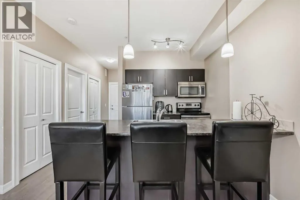 301, 117 Copperpond  SE