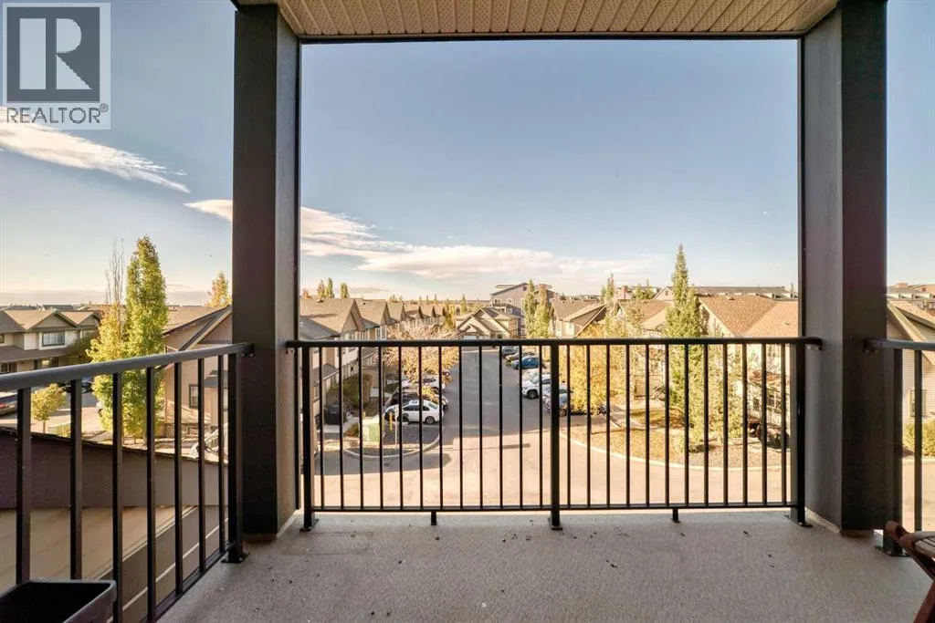 301, 117 Copperpond  SE