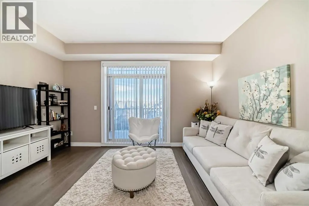 301, 117 Copperpond  SE