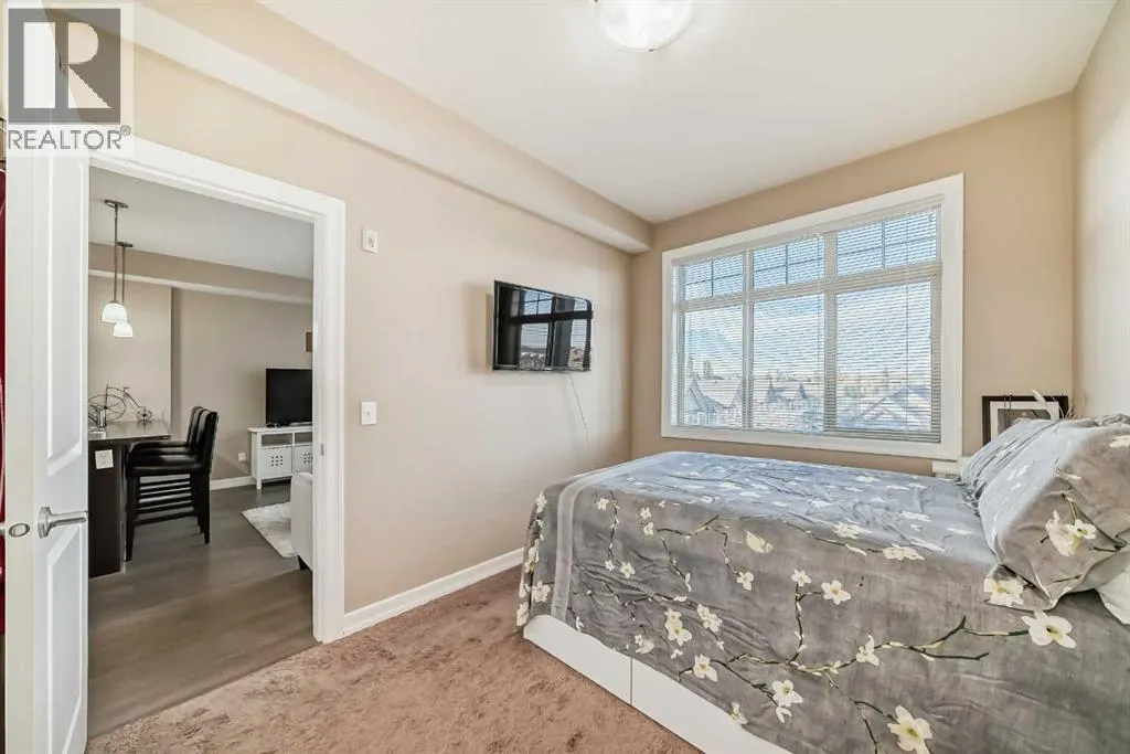 301, 117 Copperpond  SE