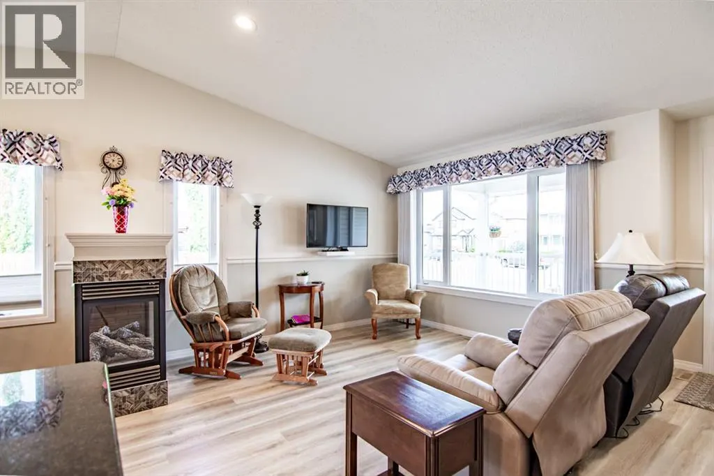 8 Oswald Close