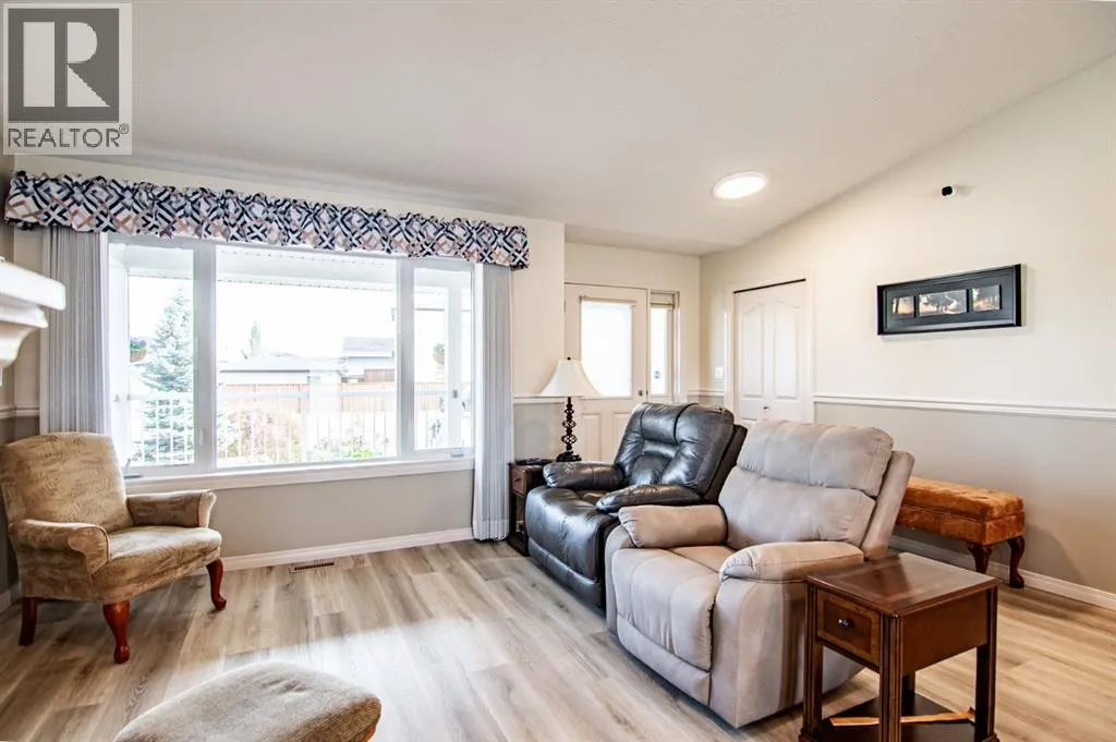 8 Oswald Close