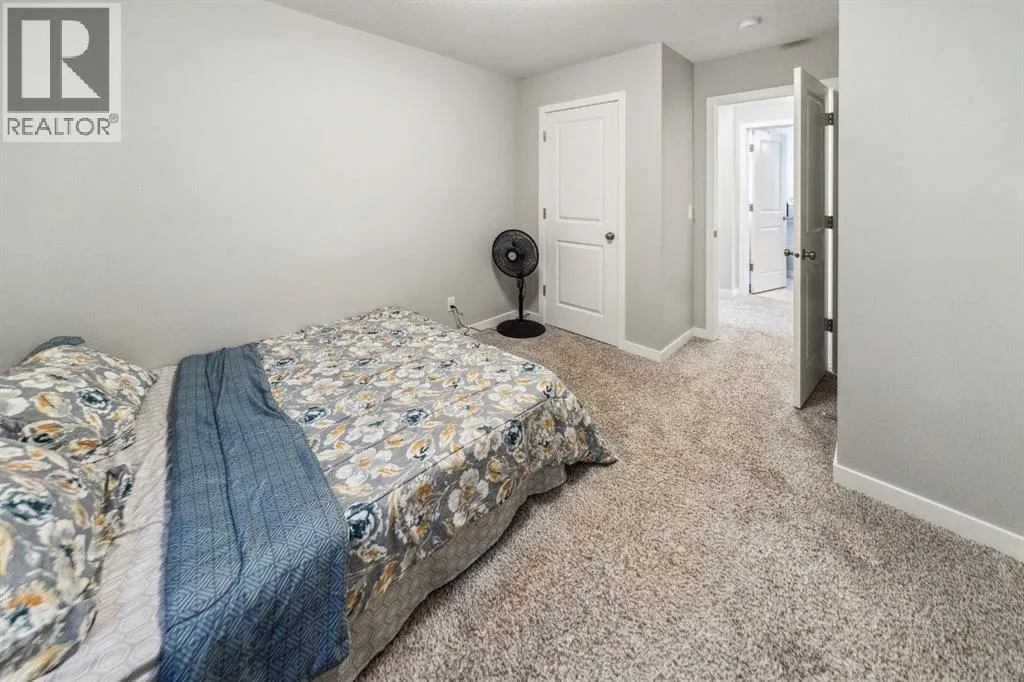 428 Chinook Gate Square