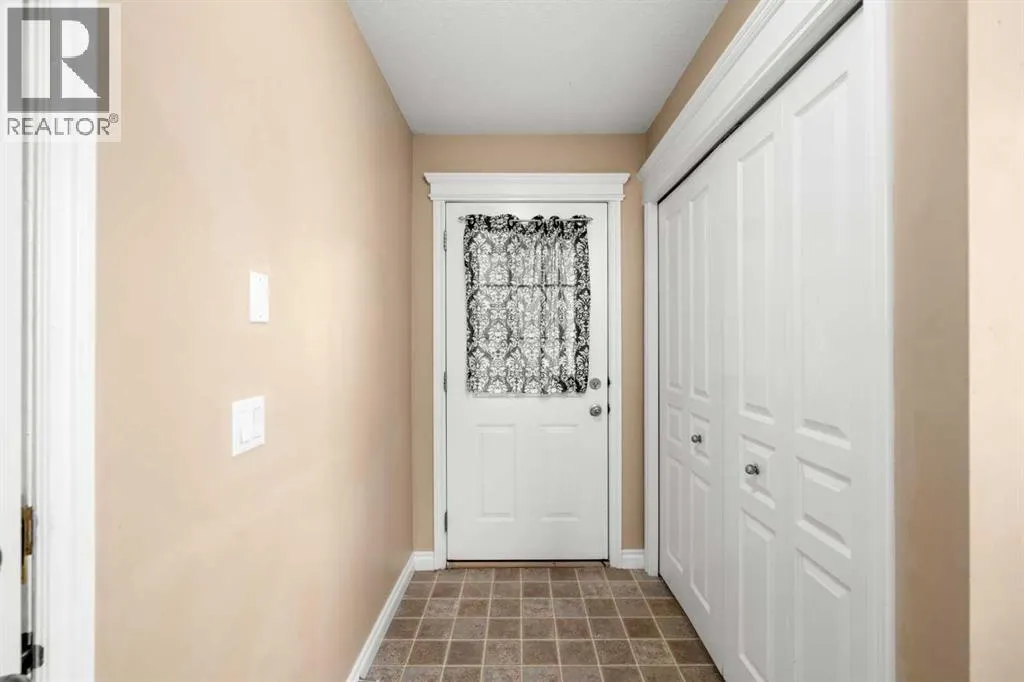 70 Crystal Shores Cove