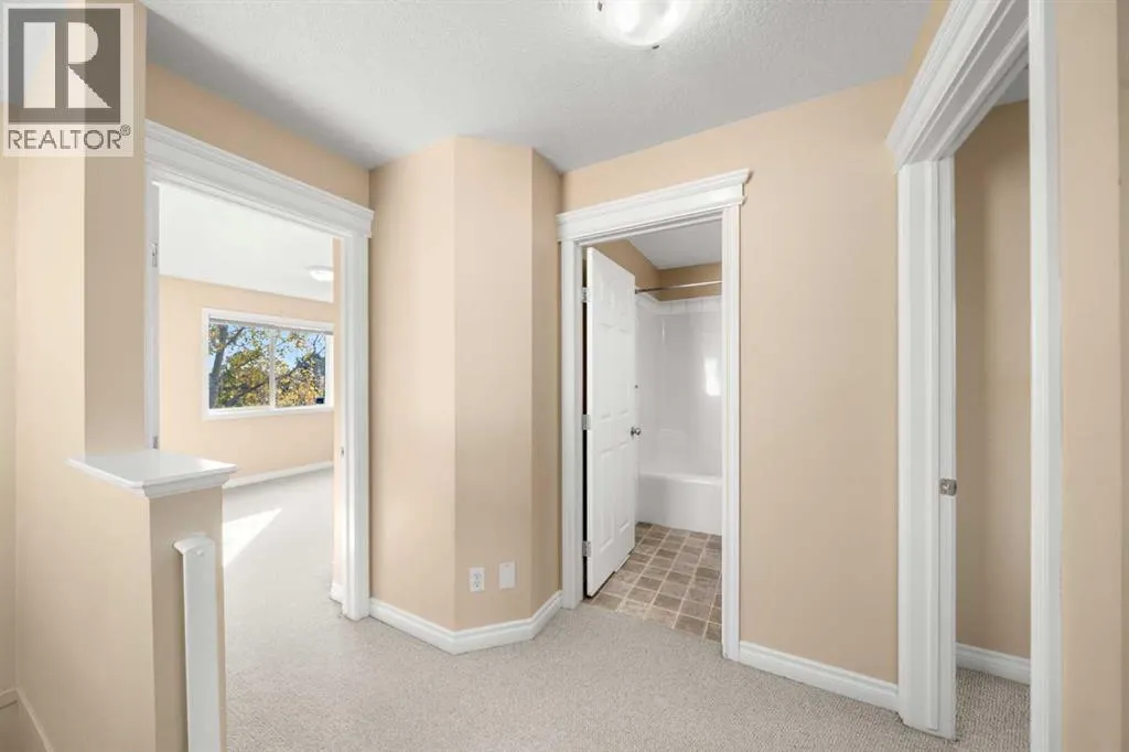 70 Crystal Shores Cove