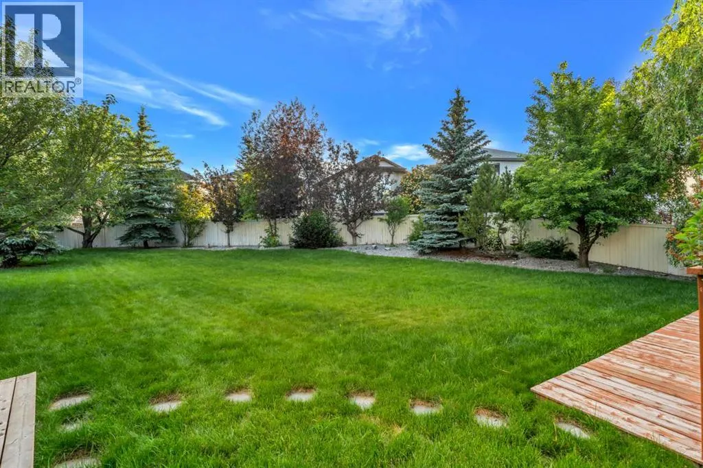 60 Citadel Peak Mews NW