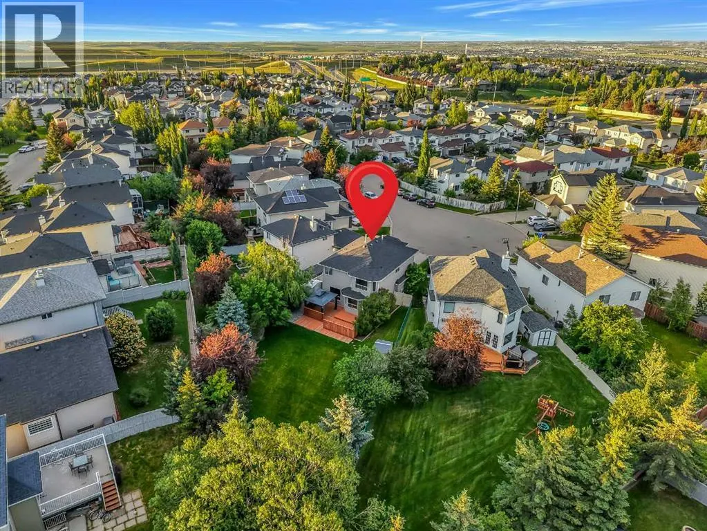 60 Citadel Peak Mews NW