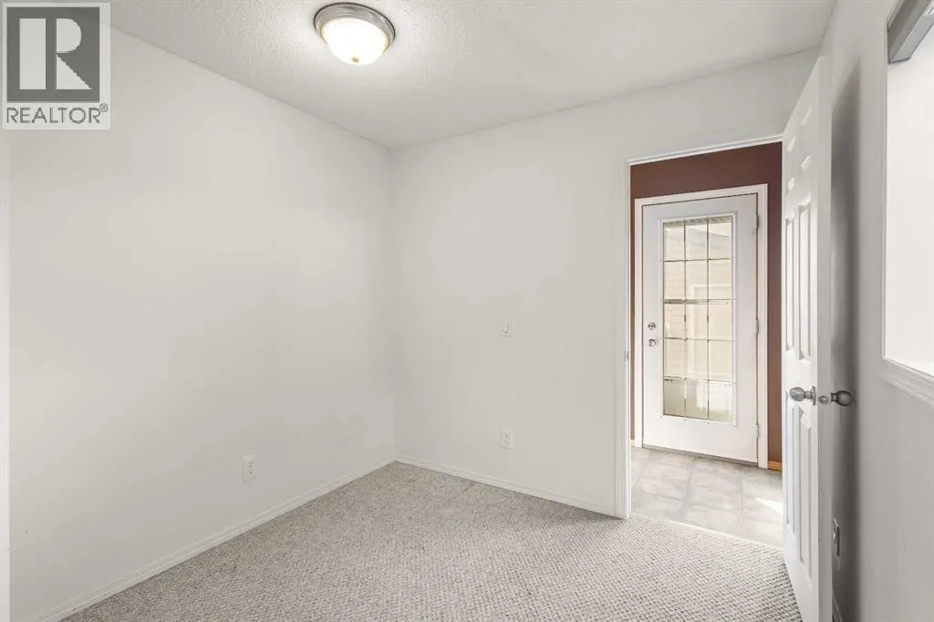 39 Saddlemont Manor NE
