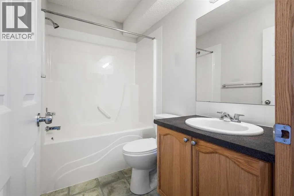 39 Saddlemont Manor NE