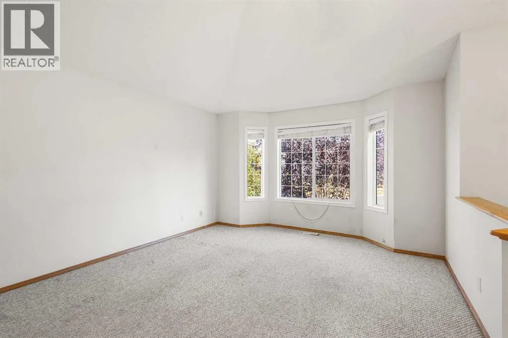 39 Saddlemont Manor NE