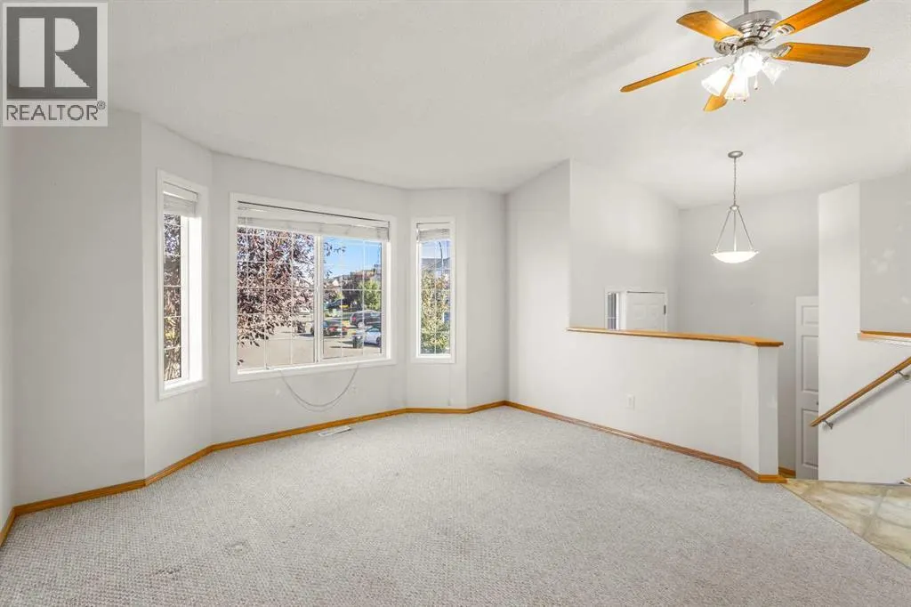 39 Saddlemont Manor NE
