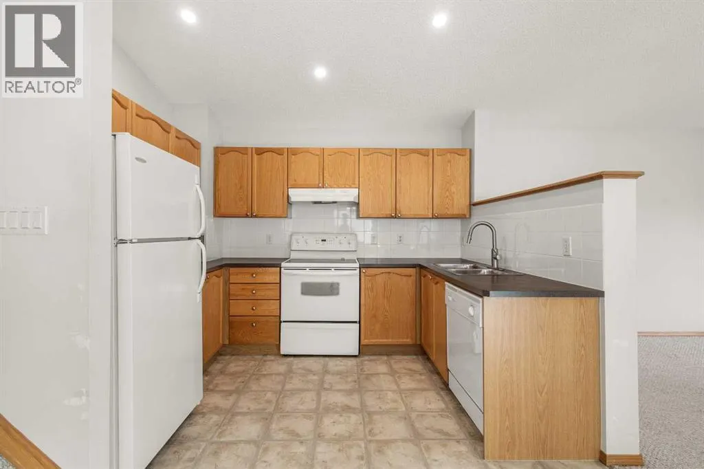 39 Saddlemont Manor NE