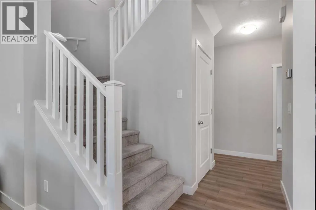 39 Savanna Way NE