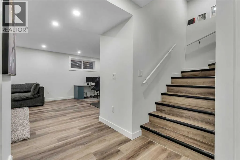 39 Savanna Way NE