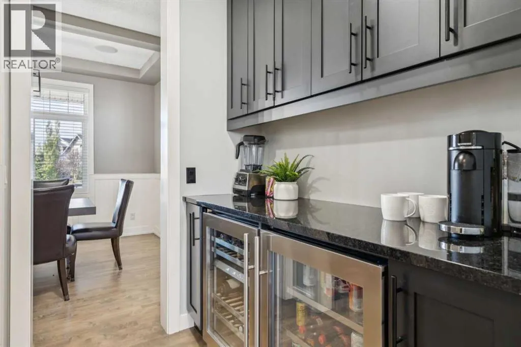 424 Montclair Place