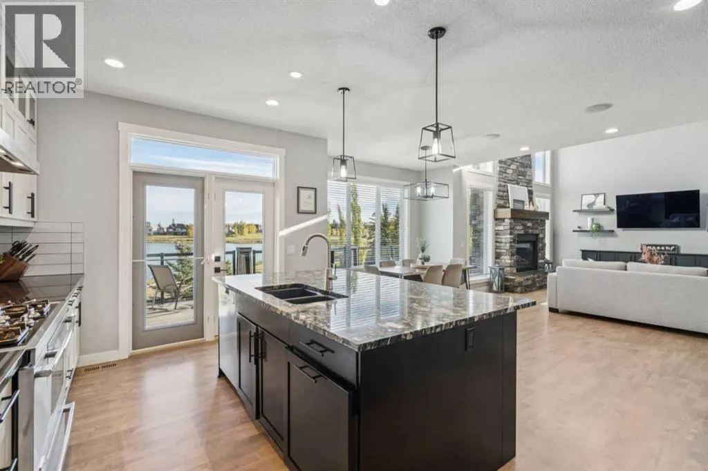 424 Montclair Place