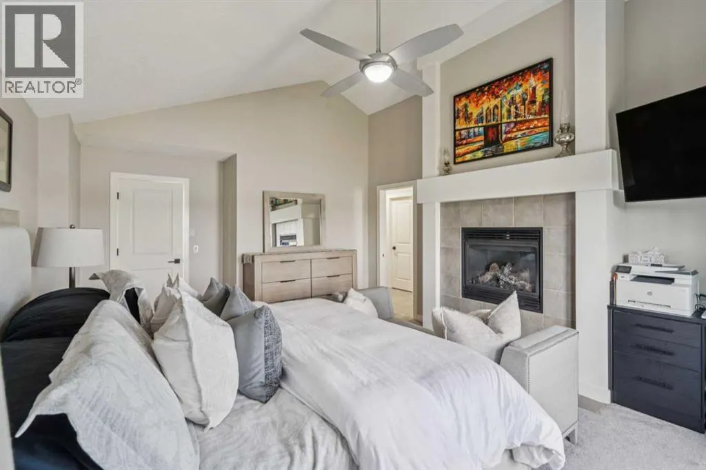 424 Montclair Place