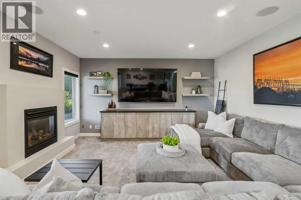 424 Montclair Place