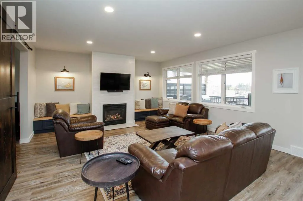 652 Bridgeview Road