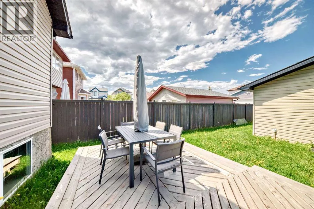 12 Taravista Crescent NE