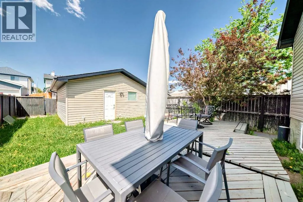 12 Taravista Crescent NE