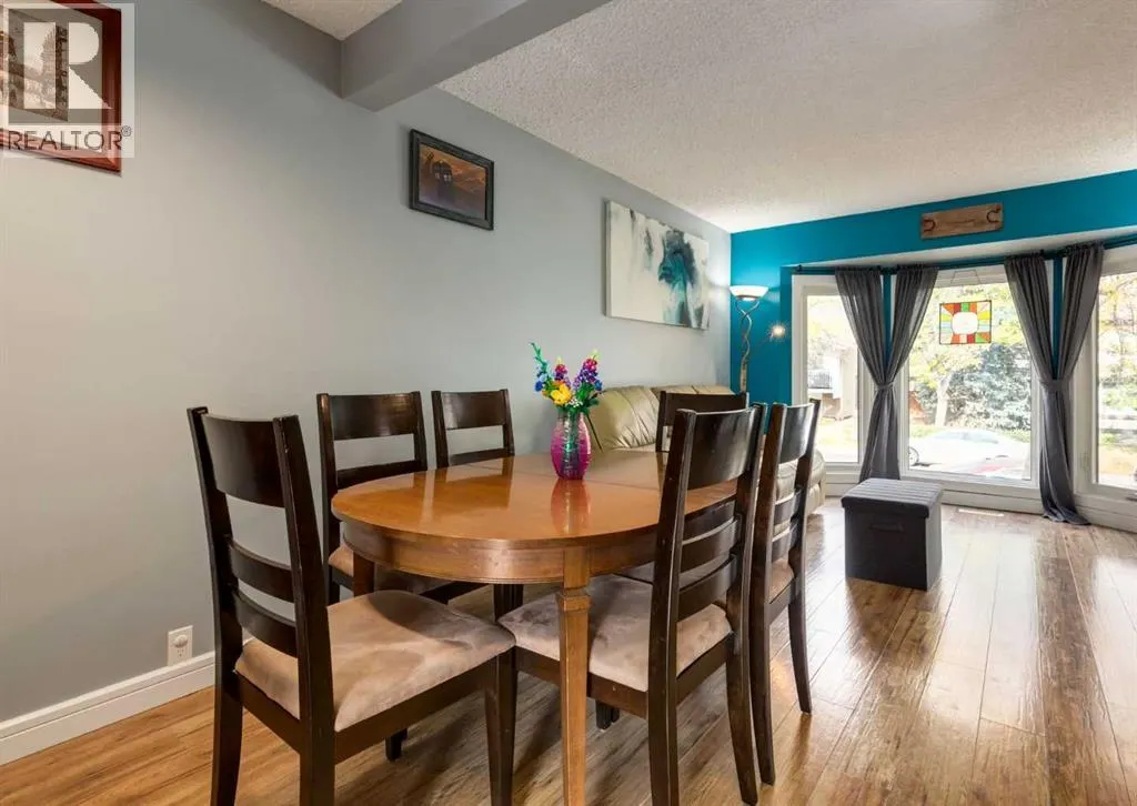 115 Berwick Way NW